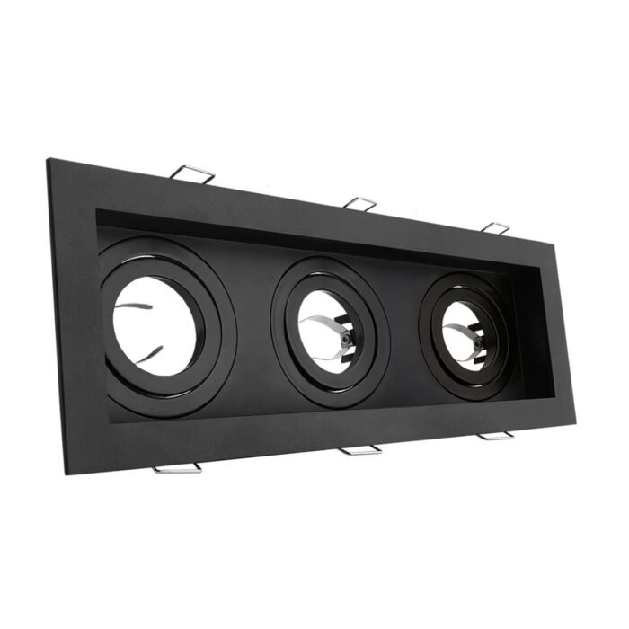ADE-112-DECORATIVO EMPOTRABLE PARA SPOT TRIPLE CON BASE MR16 CONTORNO NEGRO